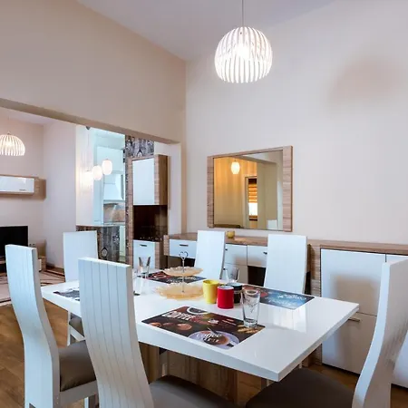 Family - Comfort In The Center Burgas